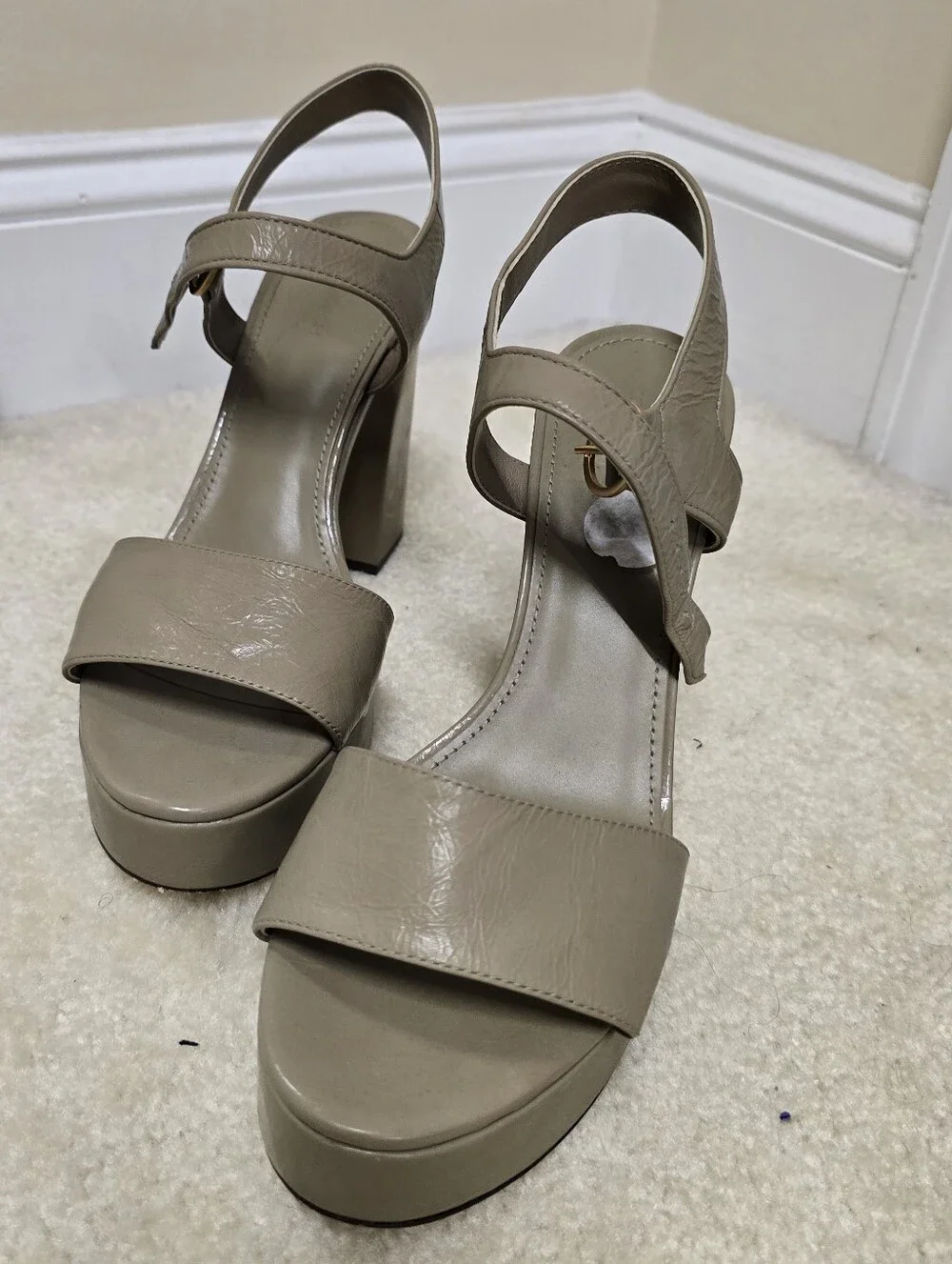 Tory Burch Womens Taupe Block Heel Sandals